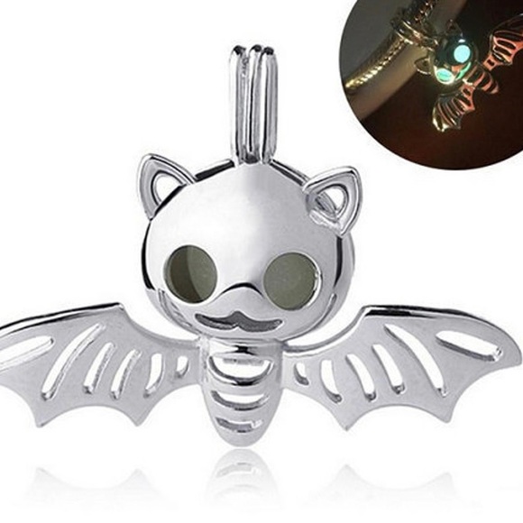 Pandora (Authentic) “Always By my side” Bangle with 9 charms and chain Bat Theme - Picture 12 of 13